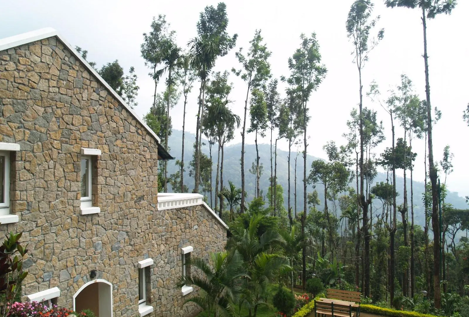 Hotel Sitaram Mountain Retreat Munnar Resort